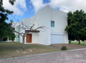 Casa · 3 Recámaras · Casa en Renta