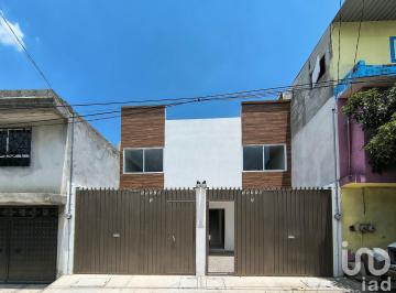 Casa · 88m² · 2 Recámaras · 1 Estacionamiento · Casa en Venta Constitución Mexicana Puebla México