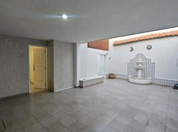Casa · 250m² · 1 Recámara · Casa en Venta en Mérida Sobre Av