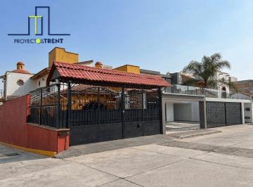 12c7affbe1f2c76431ede6995f630bef368442061f49d2f6439e5b1cc1c2bcbb · Espacio, Privacidad y Confort | Residencia de 5 Recámaras en Tepotzotlán