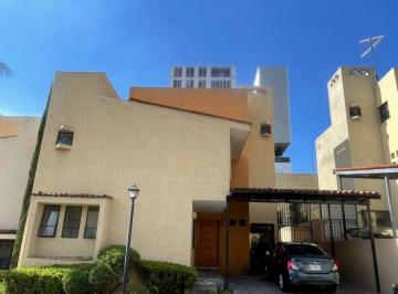 Casa de 3 habitaciones, Guadalajara · Casa Amplia en Renta, en Coto Privado, Colomos Providencia, $33,5000