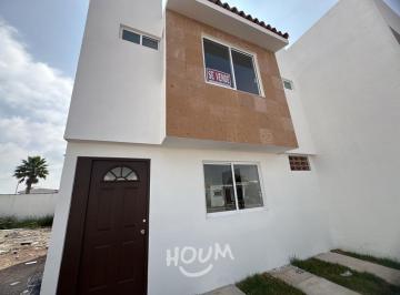 Casa · 100m² · 3 Recámaras · 1 Estacionamiento · Casa en Real Solare con 3 Recámaras, Id:.
