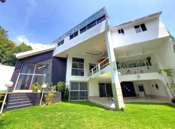 Casa · 1010m² · 5 Recámaras · 7 Estacionamientos · Casa - Fuentes del Pedregal