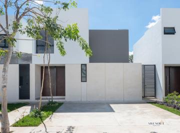 Casa · 399m² · 3 Recámaras · 2 Estacionamientos · Casa en Privada en Venta, Cholul