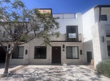 a7d87755fb4e419d4f82878434dbe2c48c86453afb7f8ab521c10662f41b19ef · Casa en Venta con 4 Recamaras en Condominio en El Refugio Queretaro