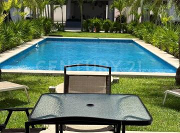 Casa · 143m² · 3 Recámaras · 2 Estacionamientos · Casa en Venta, Privada Exclusiva Cancún Gl0226