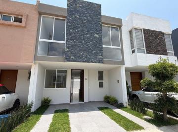93684727c522cf782ba641c63f06d9c575cad00b6cba3d99b2c1587c553660e2 · Casa en Venta La Rua Residencial