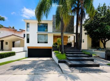 Casa de 3 habitaciones, Zapopan · Casa en Renta - Valle Real, Zapopan.