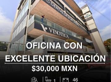 Oficina · 46m² · 2 Estacionamientos · Oficina en Renta de 46 m² Corporativo Sobre Av Bonampak, Cancún