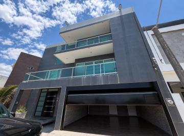 Casa · 280m² · 4 Recámaras · 2 Estacionamientos · Casa Amueblada en Venta Riviera Veracruzana, Lomas del Sol