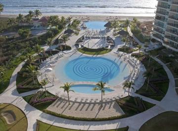 Departamento · 300m² · 4 Recámaras · 2 Estacionamientos · Departamento de Lujo Frente Al Mar en Delcanto | 4 Recámaras | Alberca Privada | Flamingos