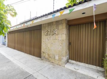 Casa · 5 Recámaras · 6 Estacionamientos · Mansión de Lujo en Venta – Ladrón de Guevara | Ubicación Premium