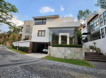 Casa en condominio de 4 habitaciones, Huixquilucan · Casa en Venta en Bosque Real