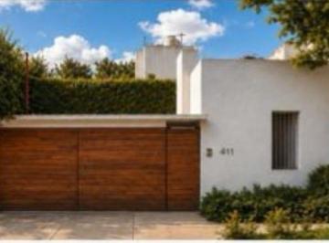 Casa de 5 habitaciones, Benito Juárez · Casa de 256 m² con 5 Recámaras en Venta en del Valle Centro