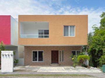 Casa de 3 habitaciones, Solidaridad · Casa Amueblada con Paneles Solares en Residencial Privado, en Venta