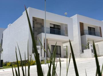 Casa en condominio de 3 habitaciones, Querétaro · Casa en Renta Nuevo Refugio