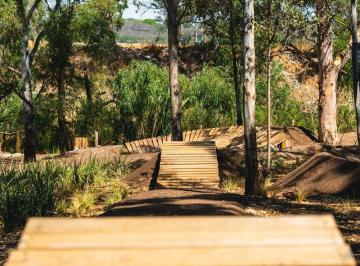 Terreno / Lote · 160m² · 2 Estacionamientos · ¡Estrena Terreno por $986,000 en Querétaro! Cañadas del Valle?corregidora/huimilpan