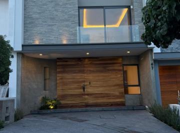 Casa de 3 habitaciones, Zapopan · Casa en Venta La Cima de Zapopan