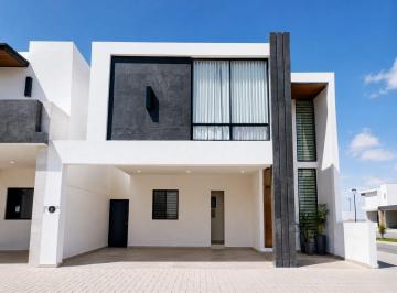 Casa · 200m² · 4 Recámaras · 2 Estacionamientos · Casa en Venta en Las Parras Viñedos, Torreon Coahuila