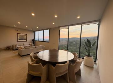 Casa · 180m² · 3 Recámaras · 2 Estacionamientos · Casa en Renta Amueblada Altozano, Terraza, Ac en Recámaras