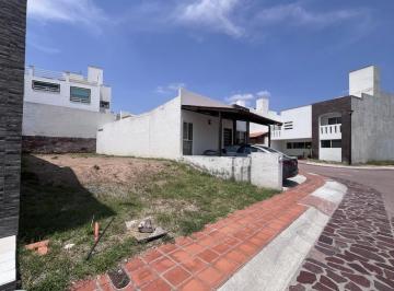 Terreno / Lote , Corregidora · Terreno Dentro de Fraccionamiento con Amenidades