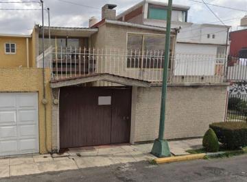 Casa de 3 habitaciones, Toluca · Se Venda Casa en Colonia Morelos 1ra Seccion Toluca de Lerdo, Estado de Mexico