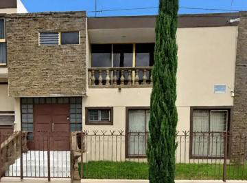 Casa de 4 habitaciones, Guadalajara · Casa en Venta en Jardines del Contry, Guadalajara, Jal