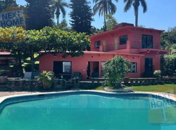 Casa · 2873m² · 4 Recámaras · 8 Estacionamientos · Casa Venta Lago de Tequesquitengo