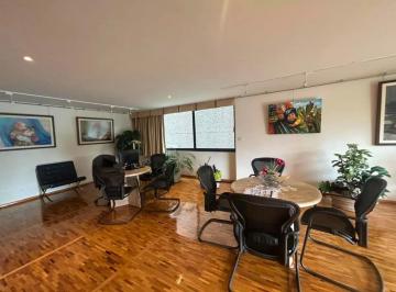 Departamento · 300m² · 3 Recámaras · 2 Estacionamientos · Departamento en Venta en Lomas Altas