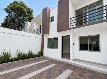 Casa de 4 habitaciones, Jiutepec · Casa Sola, Seminueva y con Alberca en Centro de Jiutepec