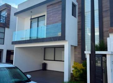 Casa de 3 habitaciones, San Andrés Cholula · Moderna Casa Cerca Recta Cholula