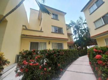 Casa en condominio de 4 habitaciones, Zihuatanejo de Azueta · Casa en Condominio de 125 m² con 4 Recámaras en Venta en 24 de Abril