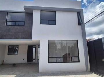 b4d6540d058317c5b62d7de7eacbcbd3a56d2a7af010506d056d87d749d0133b · Casa en Venta Zona Cu