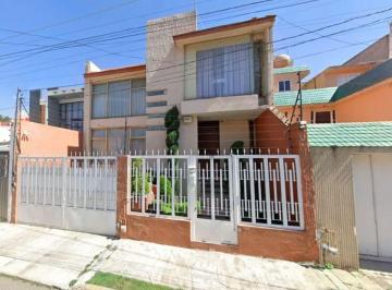 Casa de 3 habitaciones, Toluca · Casa en Venta C. Sierra Cotapaxi 113, Mz 022, Valle Don Camilo, Toluca No Se Aceptan Crèditos