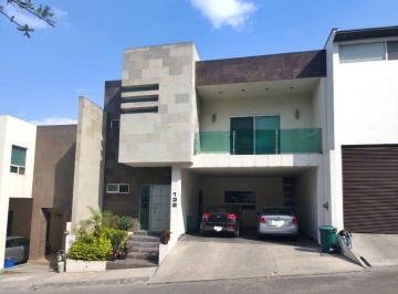 Casa de 3 habitaciones, Monterrey · Casa en Renta en Colinas San Jerónimo, Privada