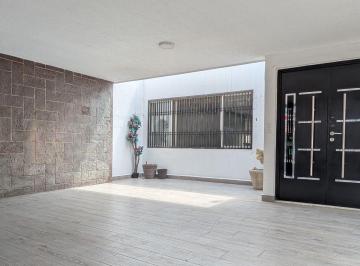 Casa de 3 habitaciones, Monterrey · Casa en Renta Calle Reynosa, Mitras Norte, Monterrey