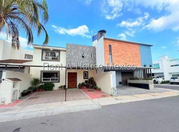 Casa de 3 habitaciones, Querétaro · Casa - Venta - Lomas de Santa Fe.