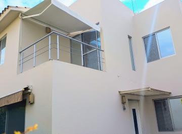Casa en condominio de 3 habitaciones, Jiutepec · Bonita Casa en Fraccionamiento Viveros del Sur