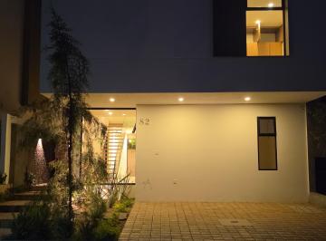 Casa en condominio de 4 habitaciones, Zapopan · Venta de Casa Nueva en Coto Amate