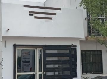 Casa de 2 habitaciones, General Escobedo · Vendo Bonita Casa 2 Pisos X Hersey 2 Rec. 80 m² Const. Remodelada Frente Parque y Terraza Escobedo Nl