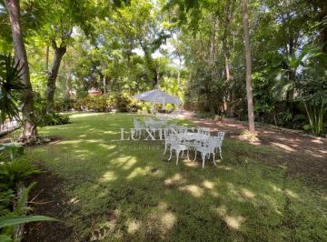 Casa · 2707m² · 5 Recámaras · 10 Estacionamientos · Casa en Venta en Tezoyuca Emiliano Zapata