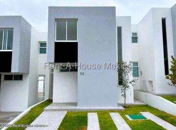 Casa en condominio de 2 habitaciones, El Marqués · Casa en Renta en Zibata