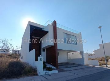 Casa de 3 habitaciones, El Marqués · Casa de Autor con Alberca Privada y Paneles – Zibatá