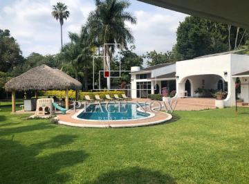 Casa · 5000m² · 4 Recámaras · 10 Estacionamientos · Casa en Venta, Yautepec Morelos