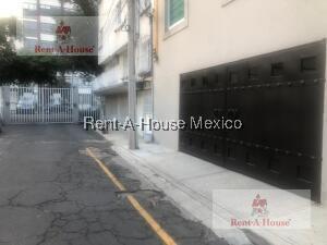 Casa · 241m² · 2 Recámaras · 2 Estacionamientos · Casa en Renta en Benito Juárez, del Valle Am. 27 - 344