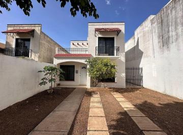 53c3750720799c0197a702185669687763213136644a9e1fd4e9d54e79f2f5d5 · Casa en Renta Gran Santa Fe Mérida | 3 Recamaras