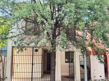 Casa · 117m² · 3 Recámaras · 1 Estacionamiento · Rmc Casa en Renta en Bosque de Agua en Apodaca Nuevo Leon