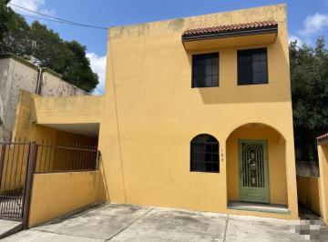 Casa · 175m² · 4 Recámaras · 4 Estacionamientos · Casa en del Valle