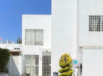 Casa de 3 habitaciones, Morelia · Casa en Venta en Colinas Altozano