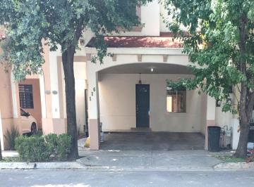 Casa · 110m² · 3 Recámaras · 2 Estacionamientos · Casa en Renta Fontanares 3 Recamaras